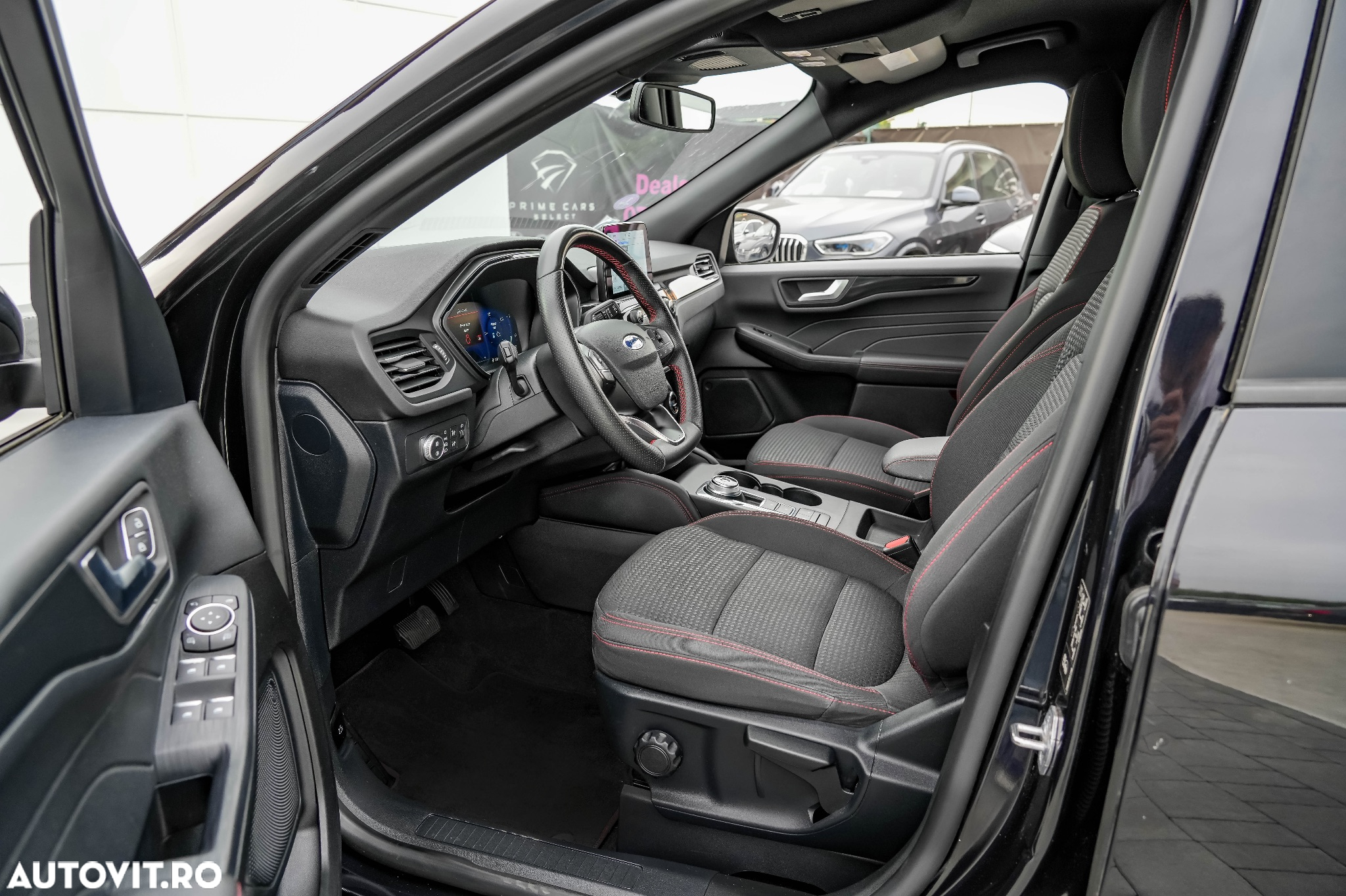 Ford Kuga 2.5 Duratec FWD FHEV ST-Line - 12