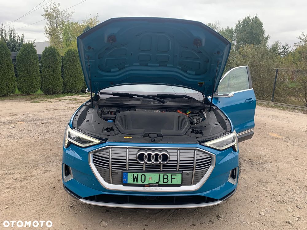 Audi e-tron 55 Quattro Advanced - 9