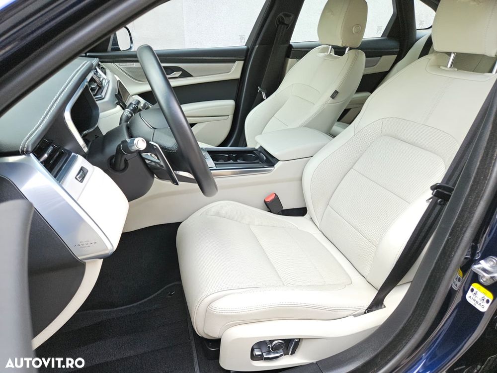 Jaguar XF D200 AWD R-Dynamic SE - 9