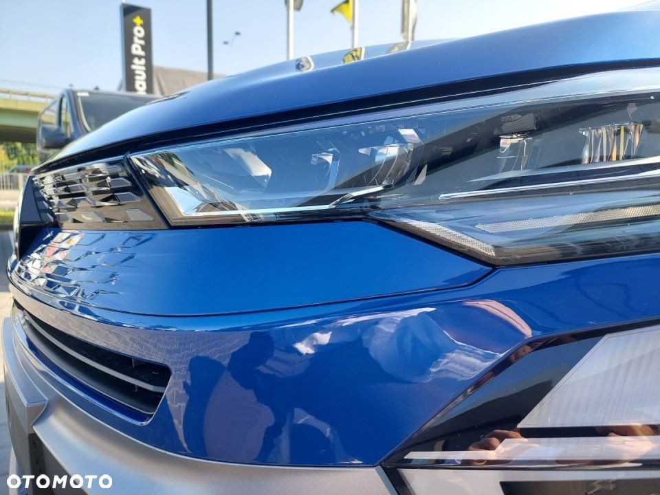 Renault Symbioz - 9
