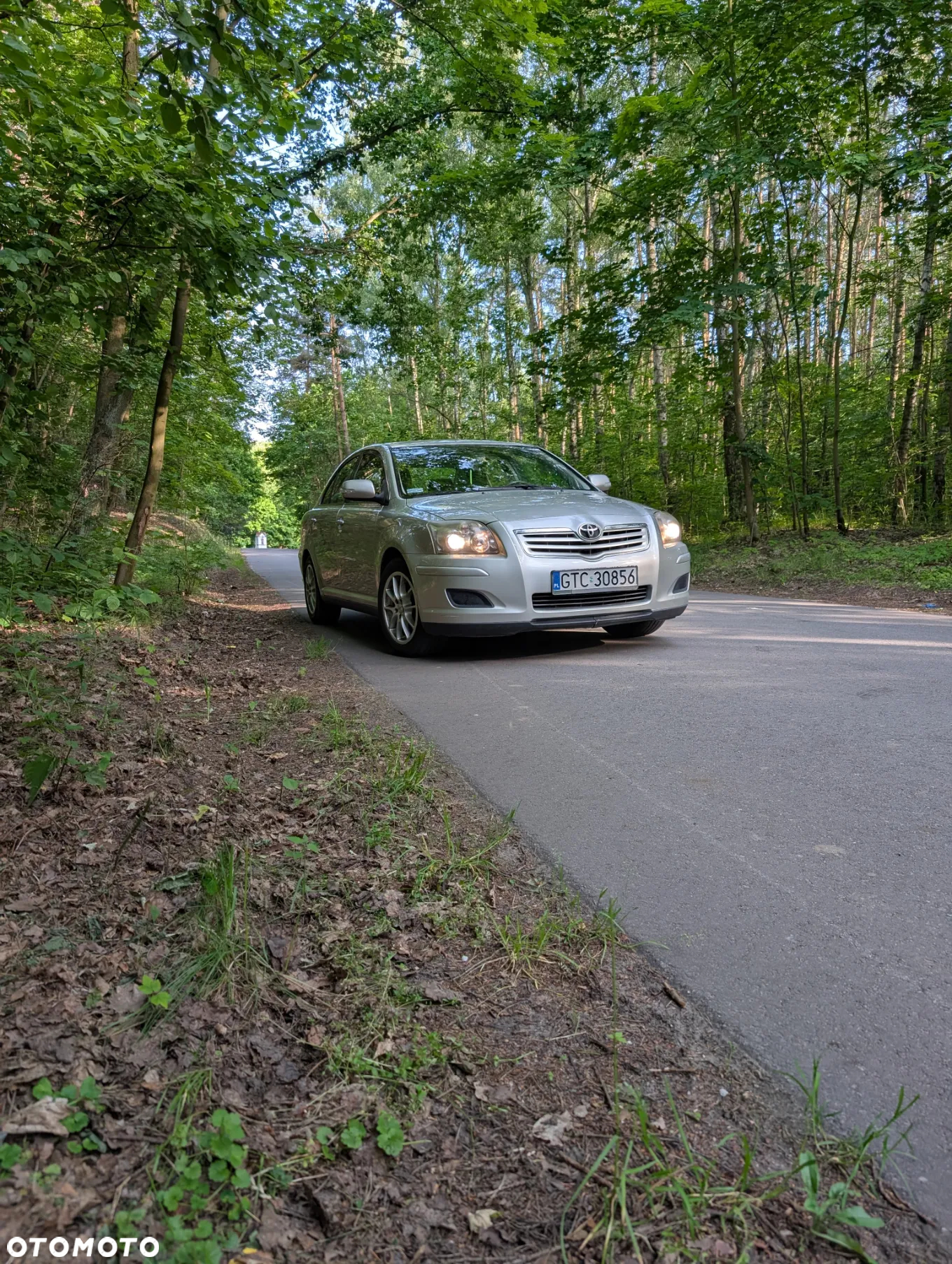 Toyota Avensis 1.8 VVT-i Luna - 6