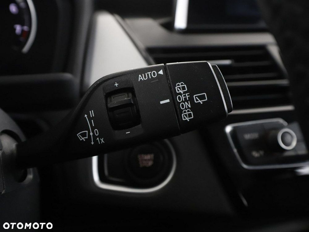 BMW Seria 2 225xe iPerformance Advantage - 32