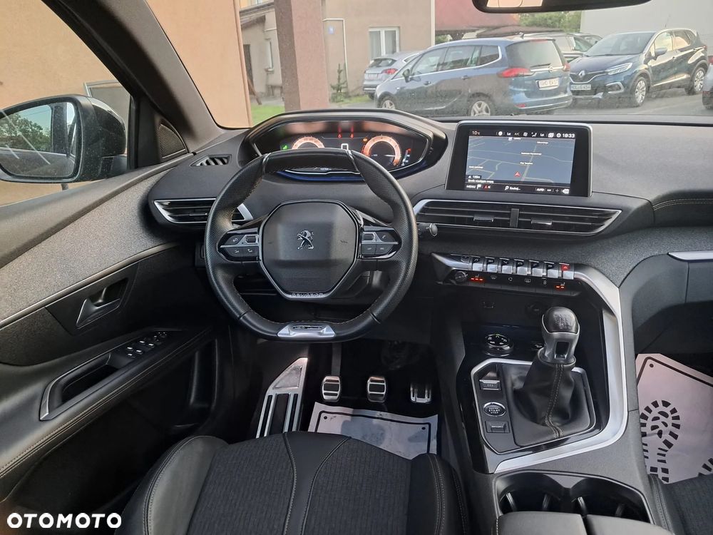 Peugeot 3008 1.2 PureTech GT S&S - 12