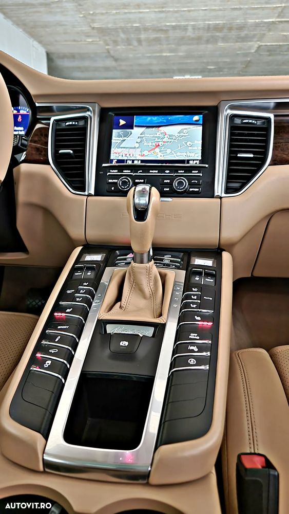 Porsche Macan 3.0 PDK S - 25