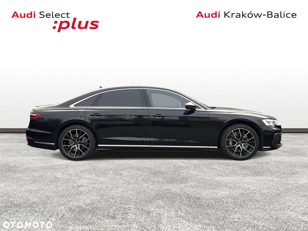 Audi A8 - 6
