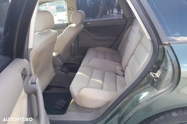 Dezmembrez Audi A3 8L [facelift] [2000 - 2003] Hatchback 5-usi 1.6 MT - 6