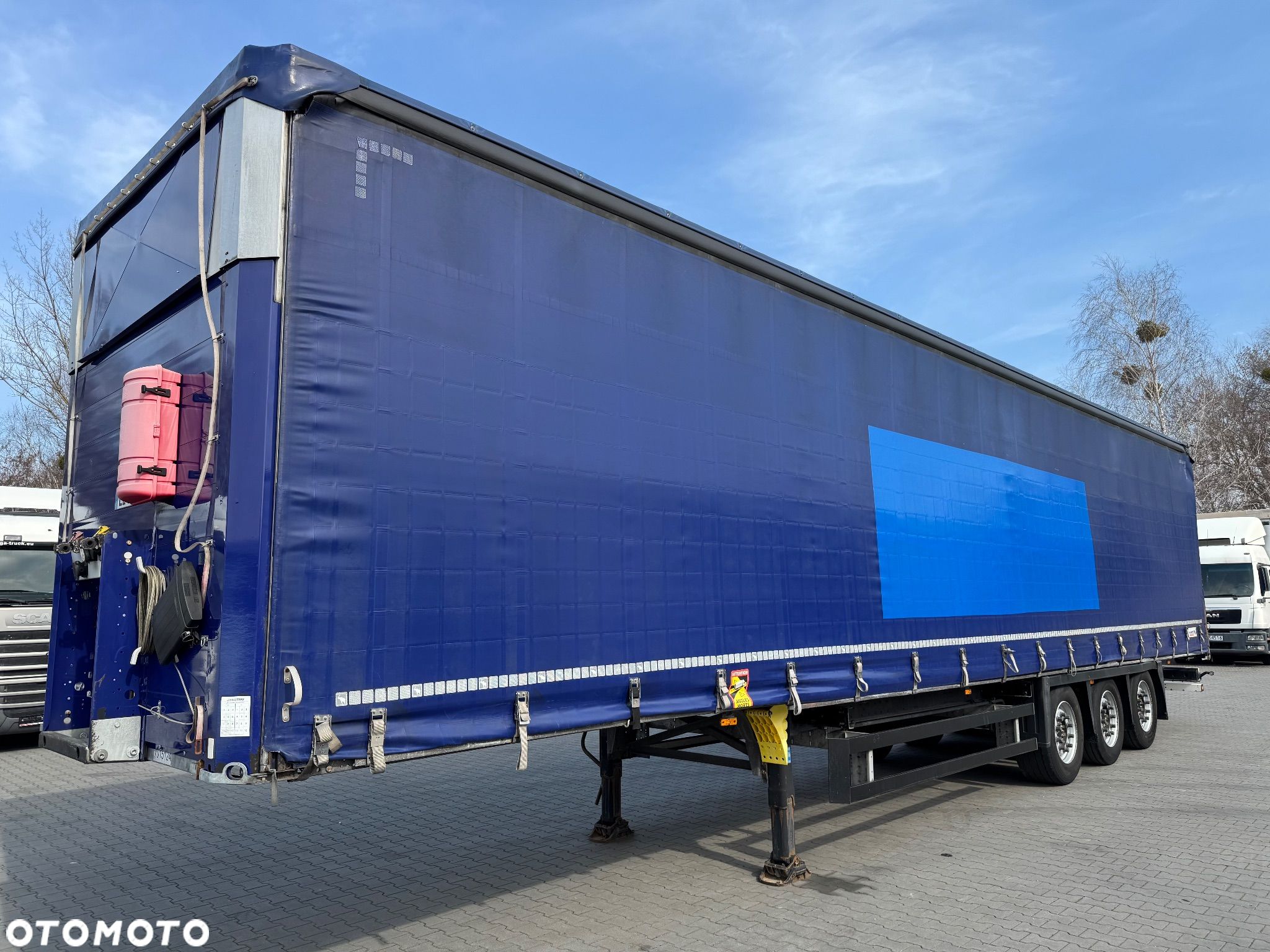 Schmitz Cargobull FIRANKA VARIOS MAŁO UŻYWANA - 1