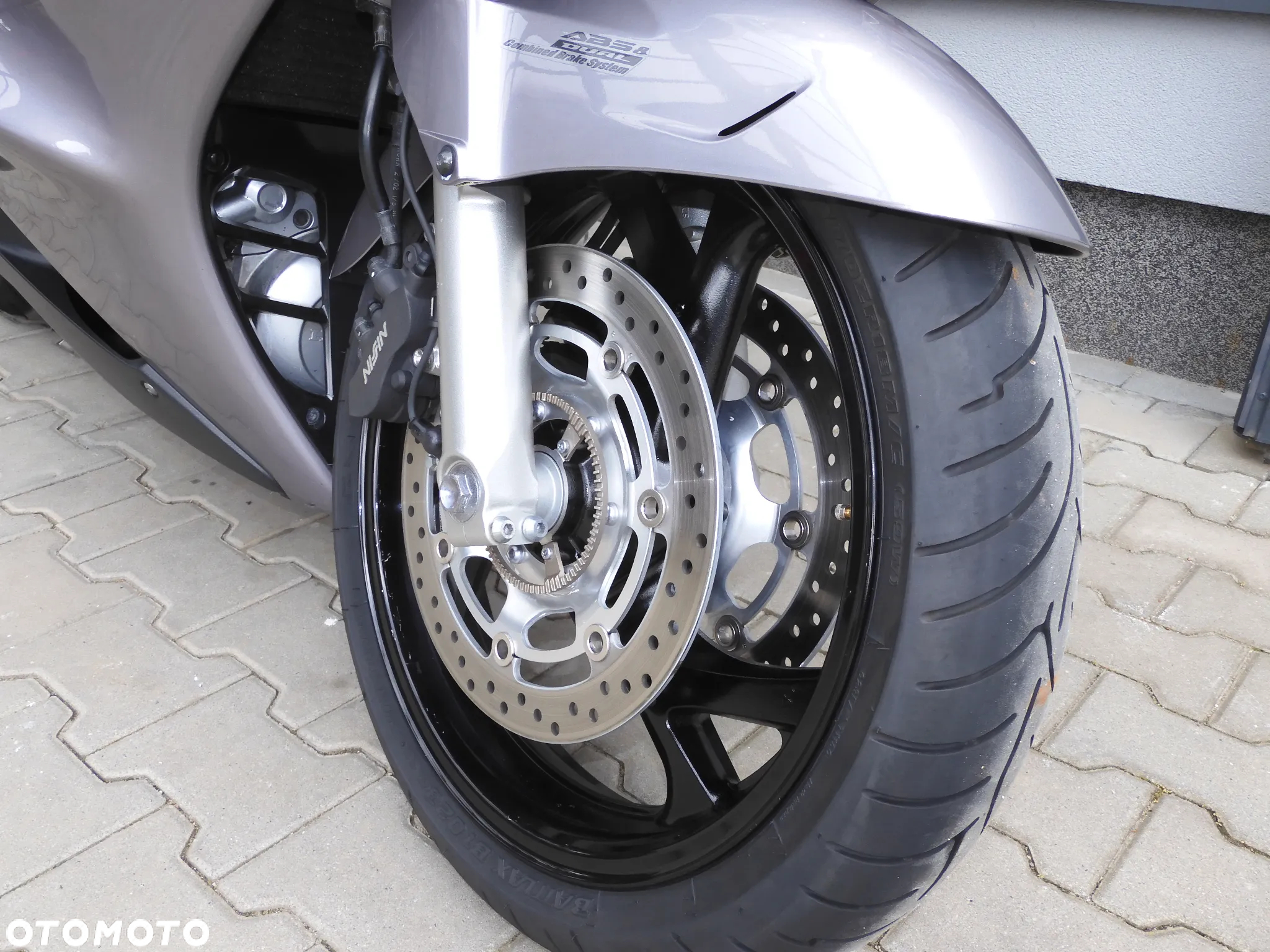 Honda ST - 6