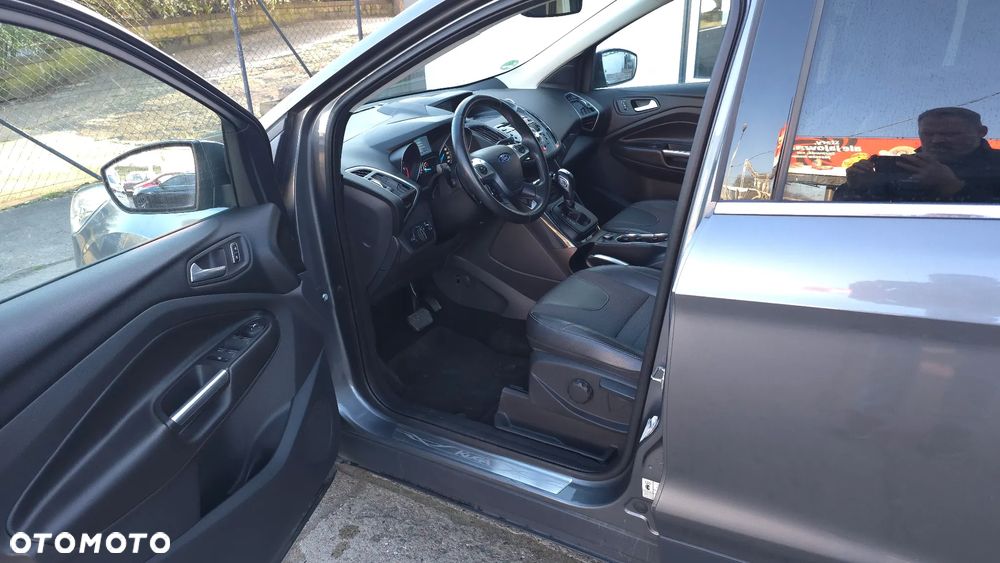 Ford Kuga - 20
