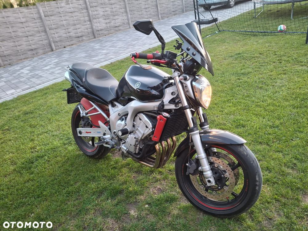 Yamaha FZ6 - 3