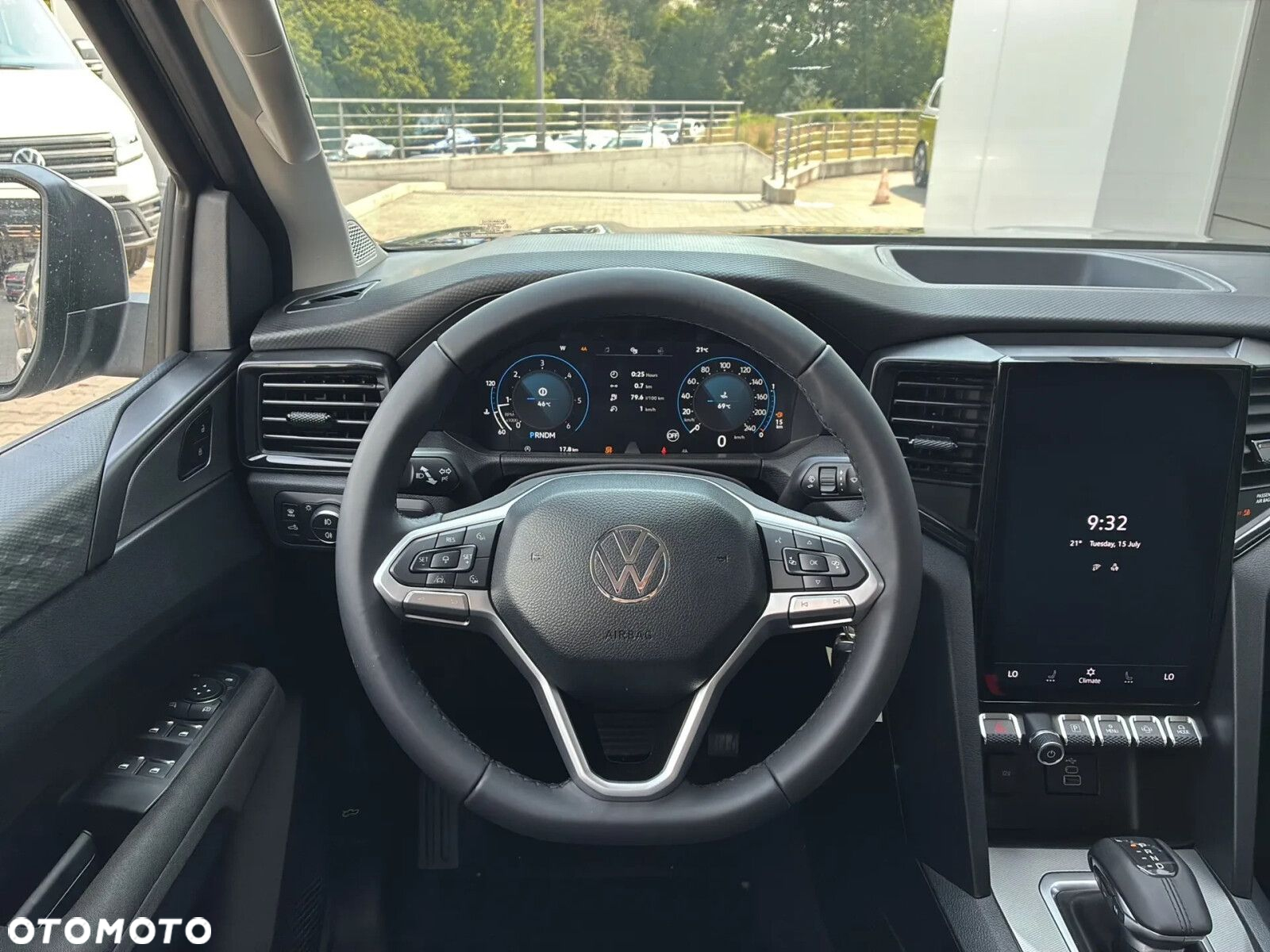 Volkswagen Amarok 2.0 TDI 4Mot Life - 16