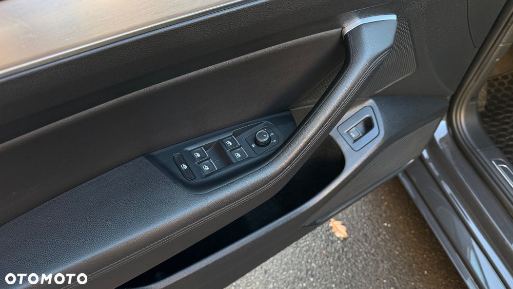 Volkswagen Passat 2.0 TDI (BlueMotion Technology) DSG Highline - 15