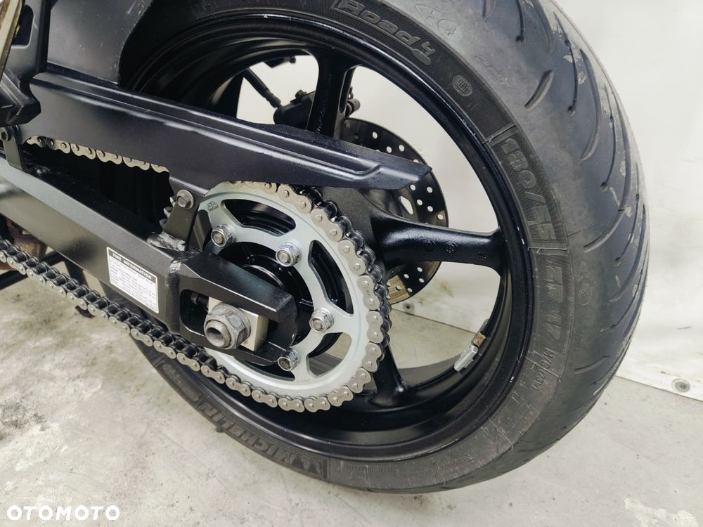 Yamaha FZ6 - 23