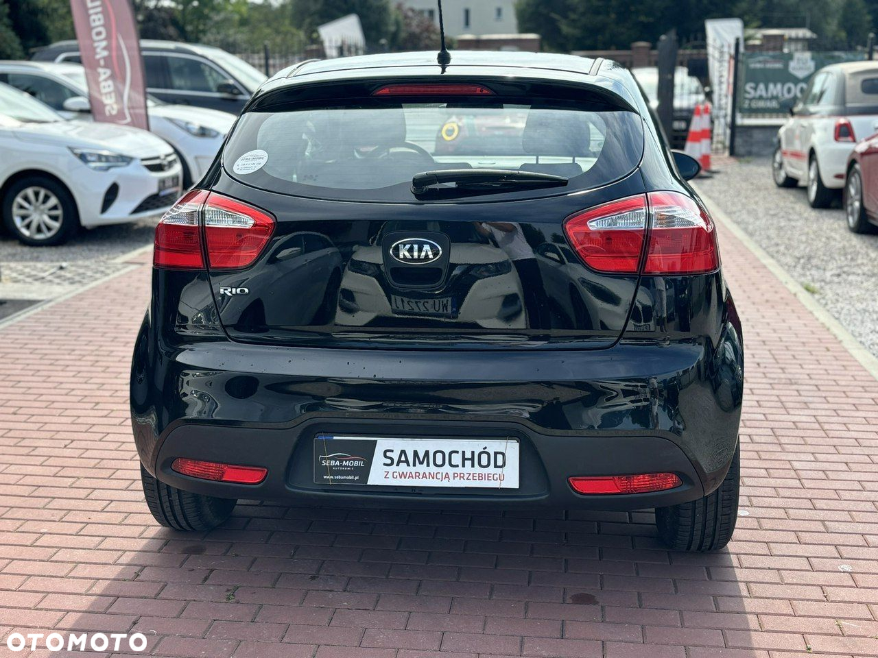 Kia Rio - 9