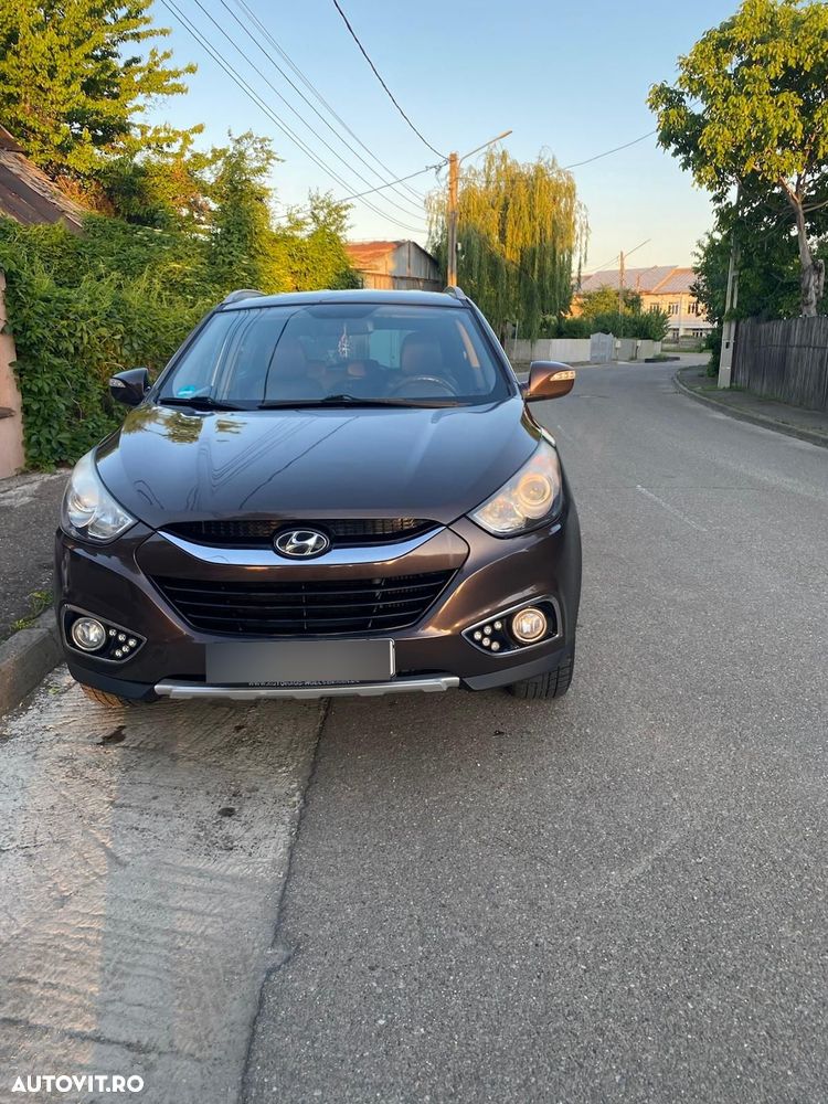 Hyundai ix35 2.0 CRDI High 4WD GLS Aut. Luxury - 2