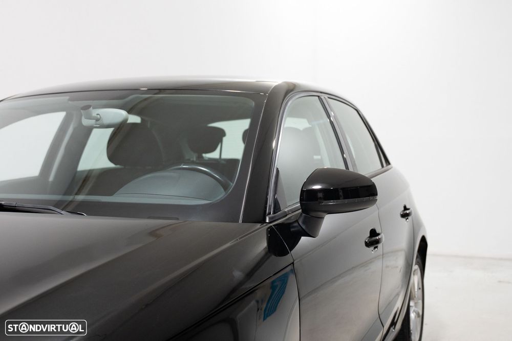 Audi A1 Sportback 1.4 TDI Design - 6