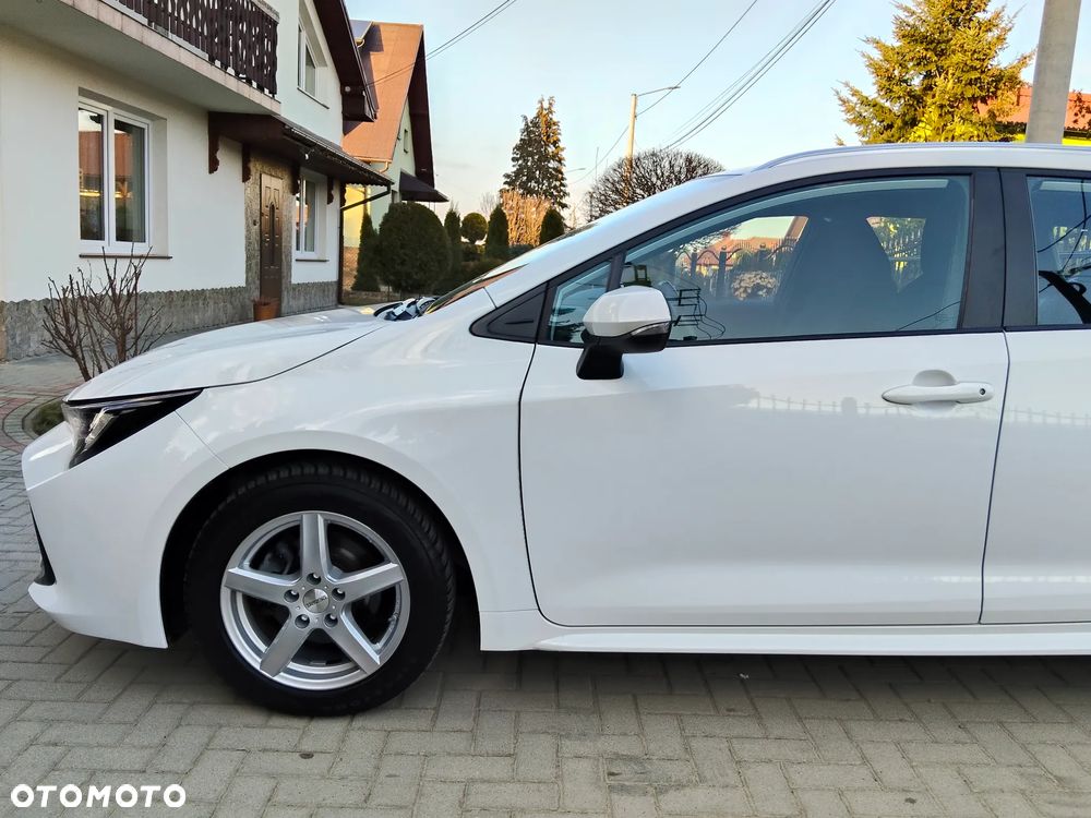 Toyota Corolla 1.8 Business Edition - 21