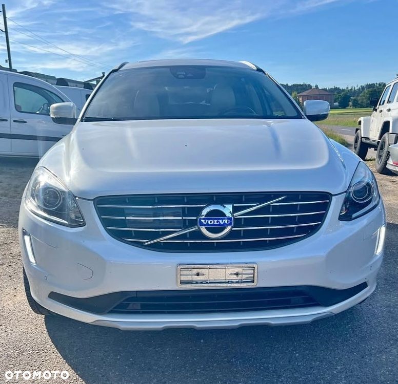 Volvo XC 60 D5 AWD Summum - 3