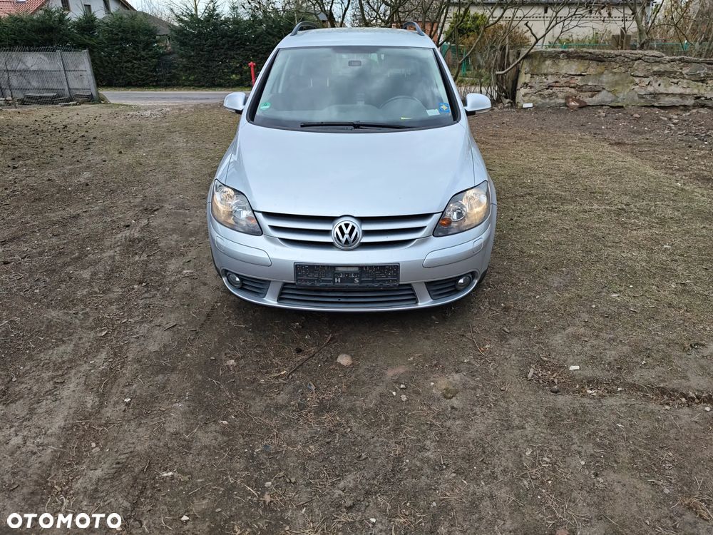 Volkswagen Golf Plus - 1