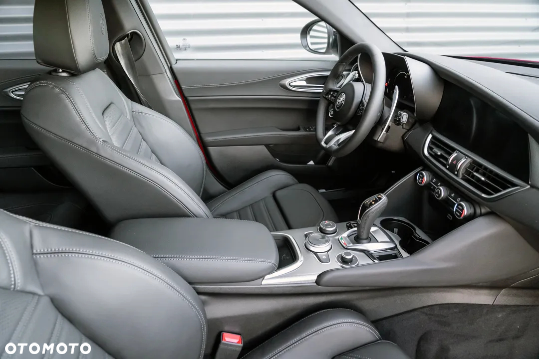 Alfa Romeo Giulia 2.0 Turbo Veloce Q4 - 9