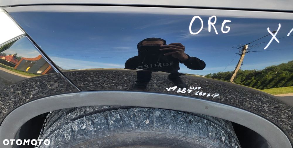 BŁOTNIK LEWY PRZÓD PRZEDNI BMW X1 E84 668 SCHWARZ II ORG LAKIER C61 - 2