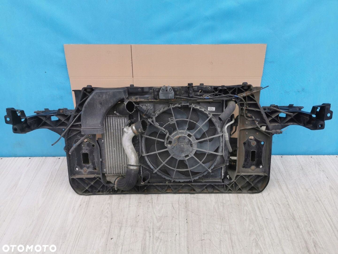 Hyundai IX35 I 09/15 wzmocnienie pas przedni chłodnice 2.0 Diesel - 3