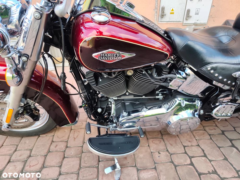 Harley-Davidson Softail Heritage Classic - 20