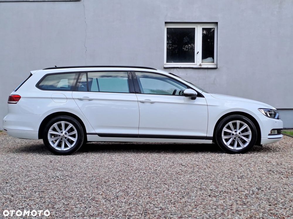Volkswagen Passat - 3