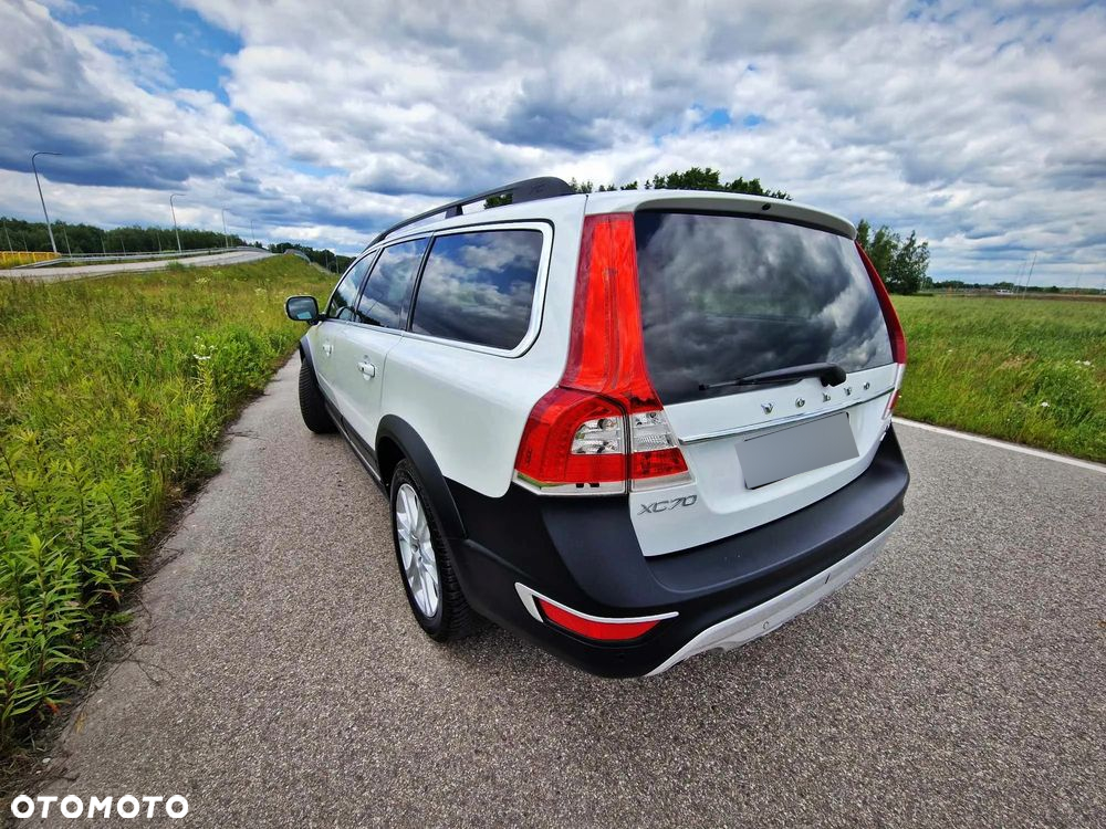 Volvo XC 70 - 13