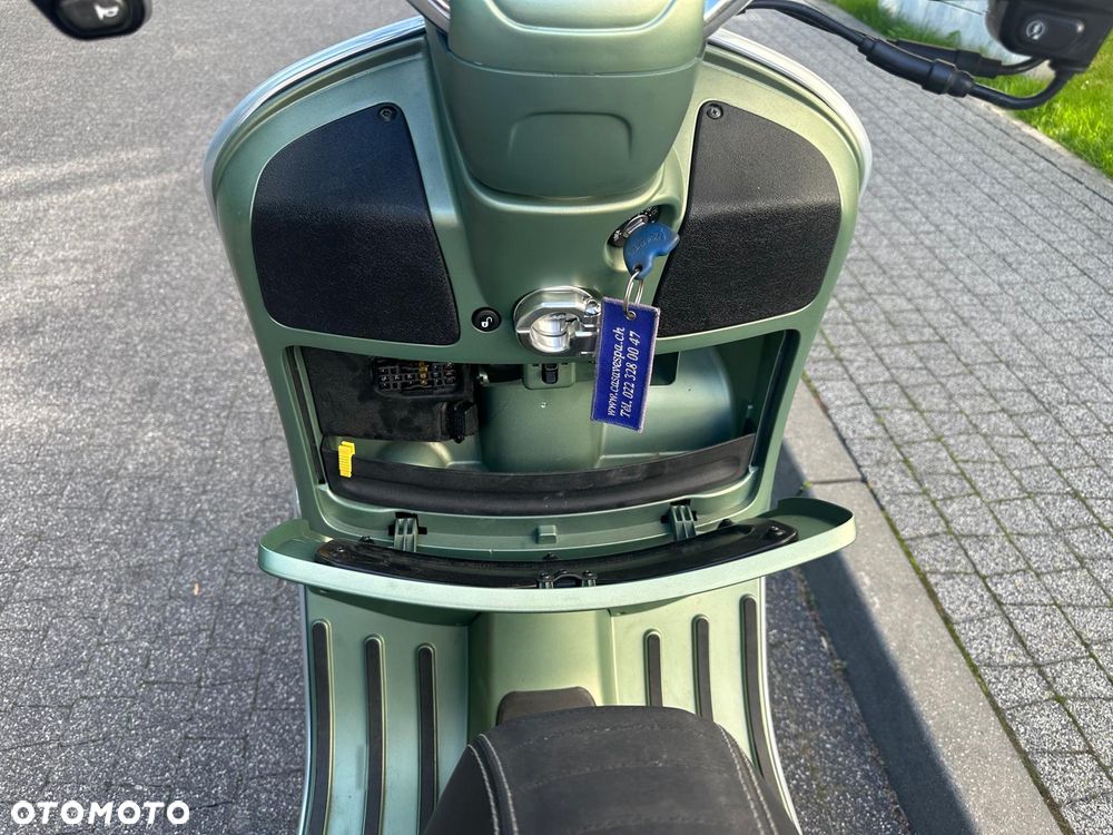 Piaggio Vespa - 15