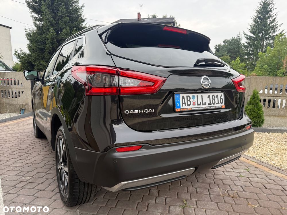 Nissan Qashqai 1.6 DIG-T N-Connecta - 26