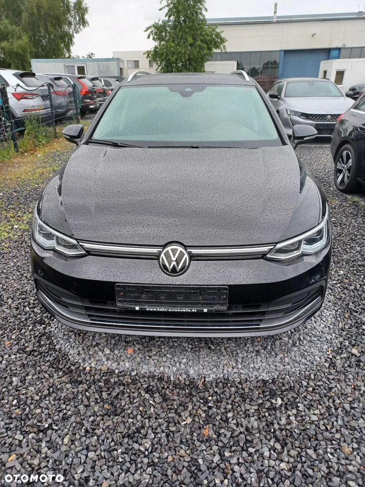 Volkswagen Golf 1.5 eTSI OPF DSG Style - 4
