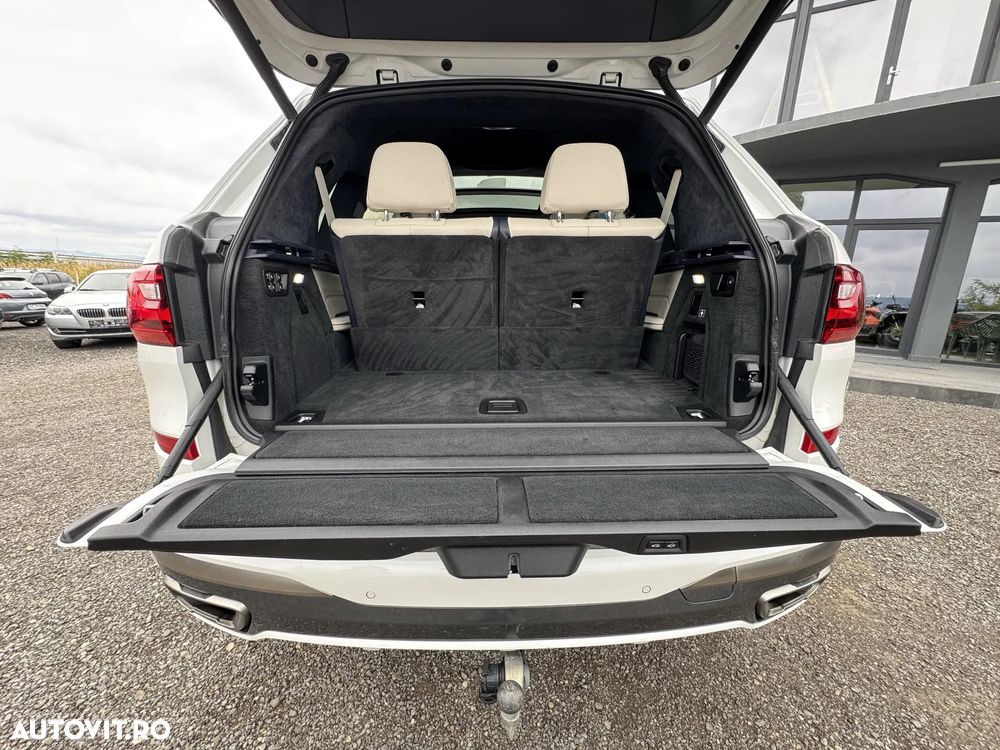 BMW X7 M50d - 33