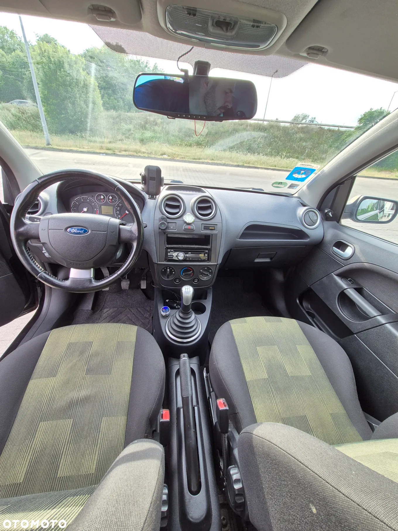 Ford Fiesta 1.3 - 10