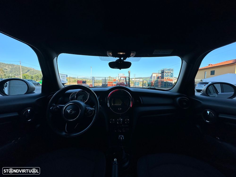 MINI 5 Portas One D - 38