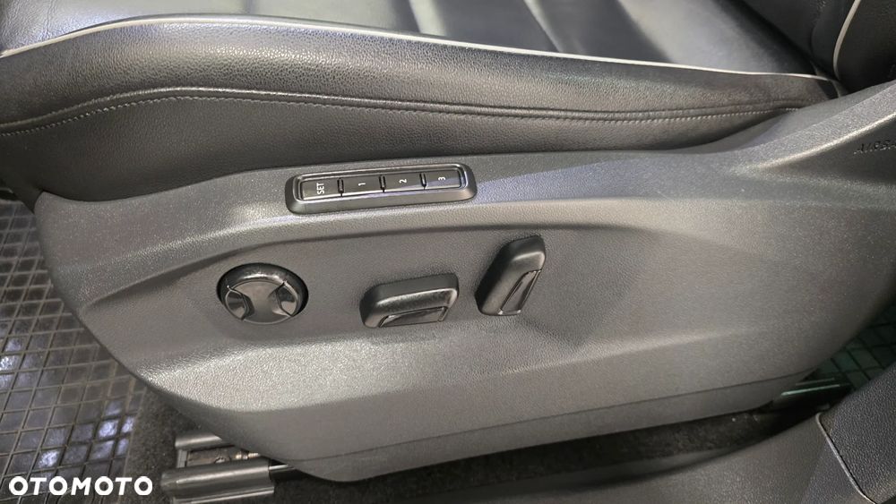 Volkswagen Tiguan 2.0 TDI SCR (BlueMotion Technology) Highline - 13