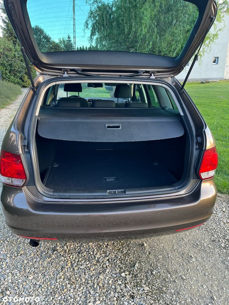 Volkswagen Golf VI 1.6 TDI Highline - 11
