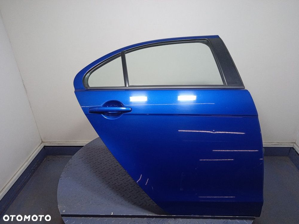 MITSUBISHI LANCER VIII SEDAN DRZWI TYŁ PRAWE TYLNE D06 - 1