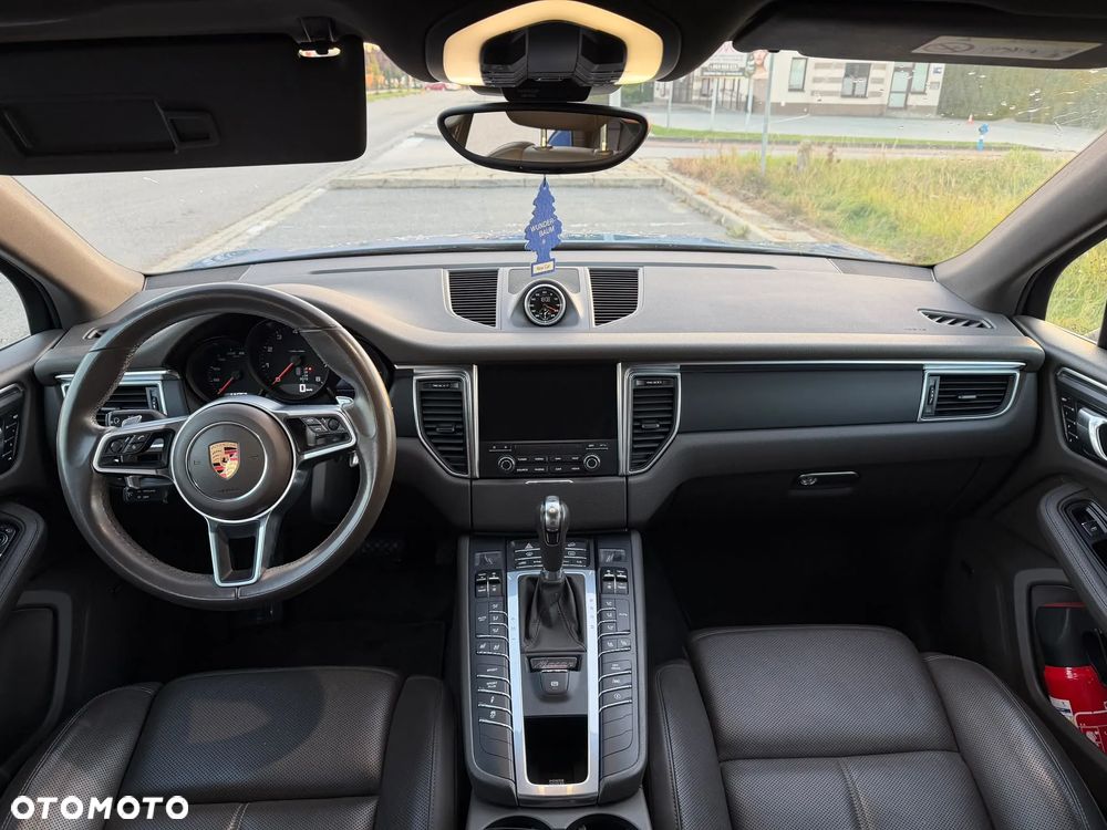 Porsche Macan Standard - 11