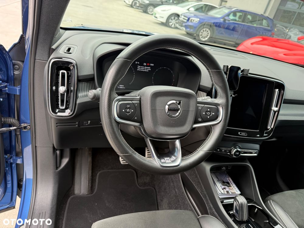 Volvo XC 40 D4 AWD R-Design - 14