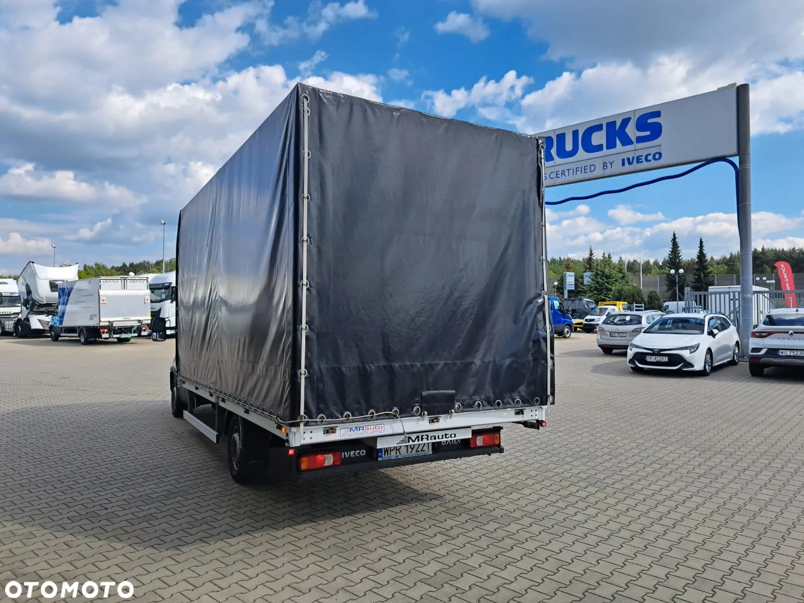 Iveco 35S18 Międzynarodówka Podnoszony Dach Poduszki Pomocnicze Silnik 3L 180K 10EP - 4