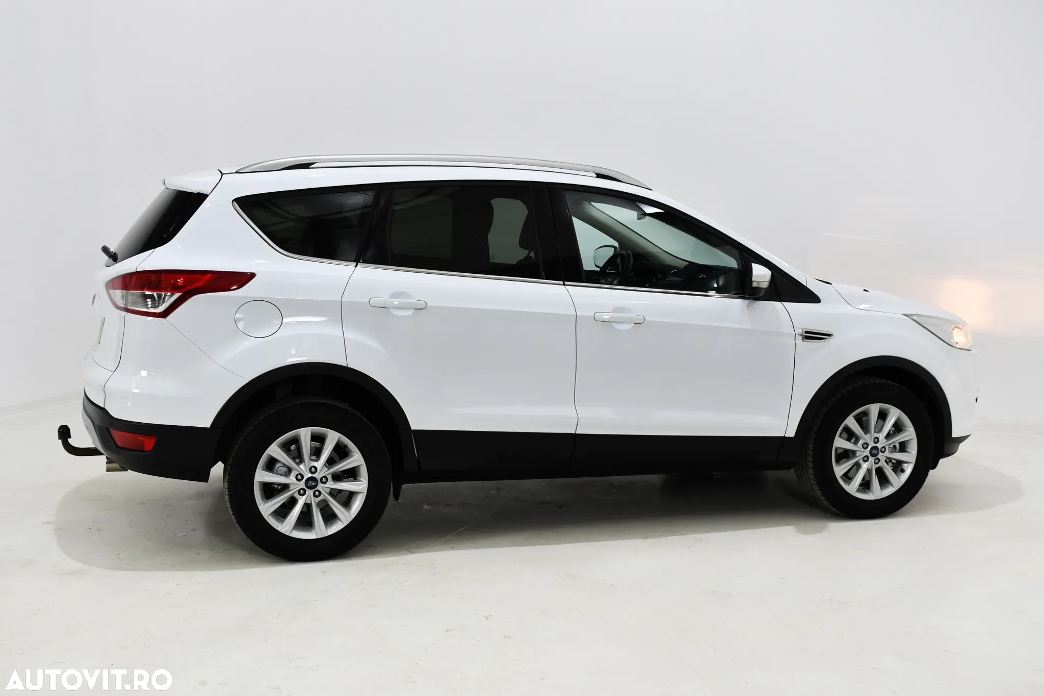 Ford Kuga 2.0 TDCi 2WD Titanium - 3