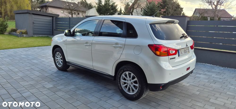 Mitsubishi ASX 1.6 Instyle - 10