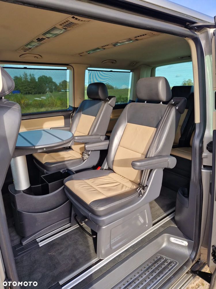 Volkswagen Multivan - 26