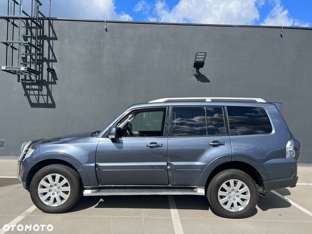 Mitsubishi Pajero 3.8 V6 Instyle - 2