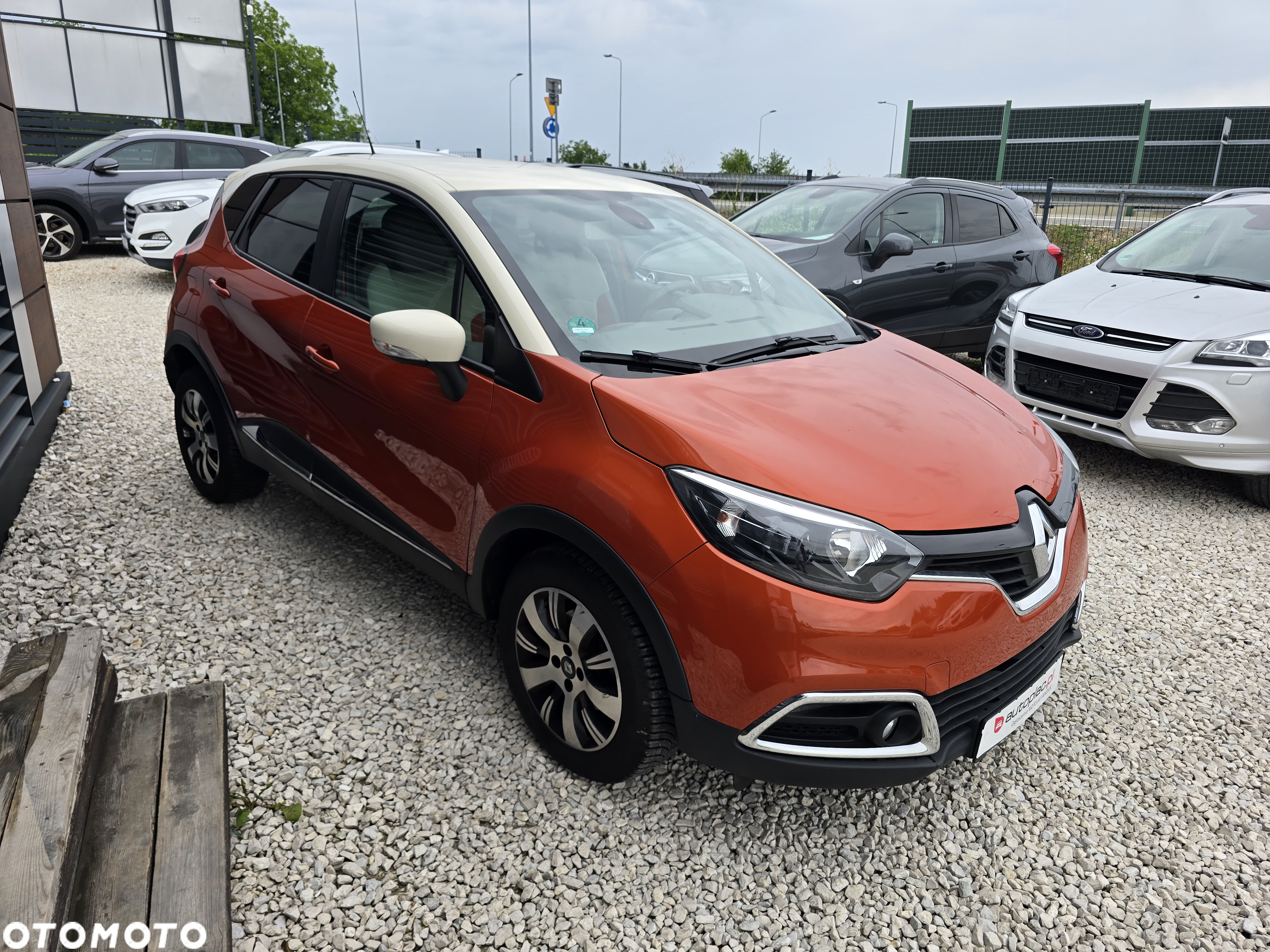 Renault Captur ENERGY TCe 120 EDC Luxe - 9