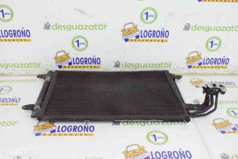 CONDENSADOR / RADIADOR AR CONDICIONADO VOLKSWAGEN GOLF V 2006 -1K0820411AC - 2