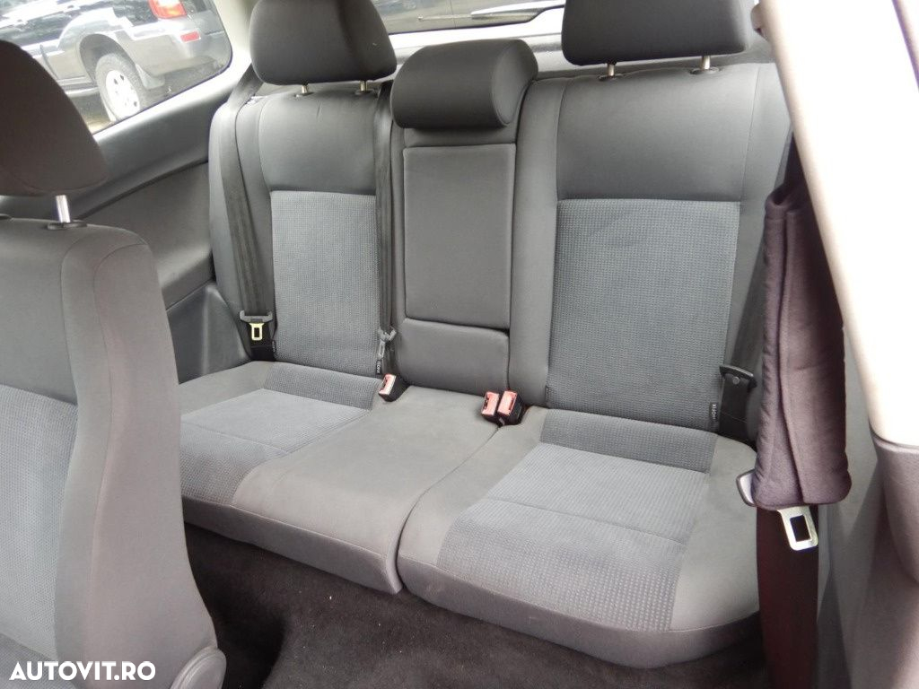 Far dreapta Volkswagen Polo 9N 2008 Hatchback 1.4 i - 10