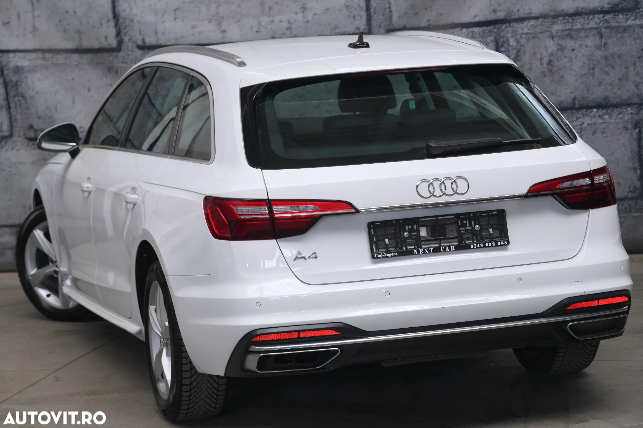 Audi A4 Avant 2.0 40 TDI S tronic MHEV Advanced - 4