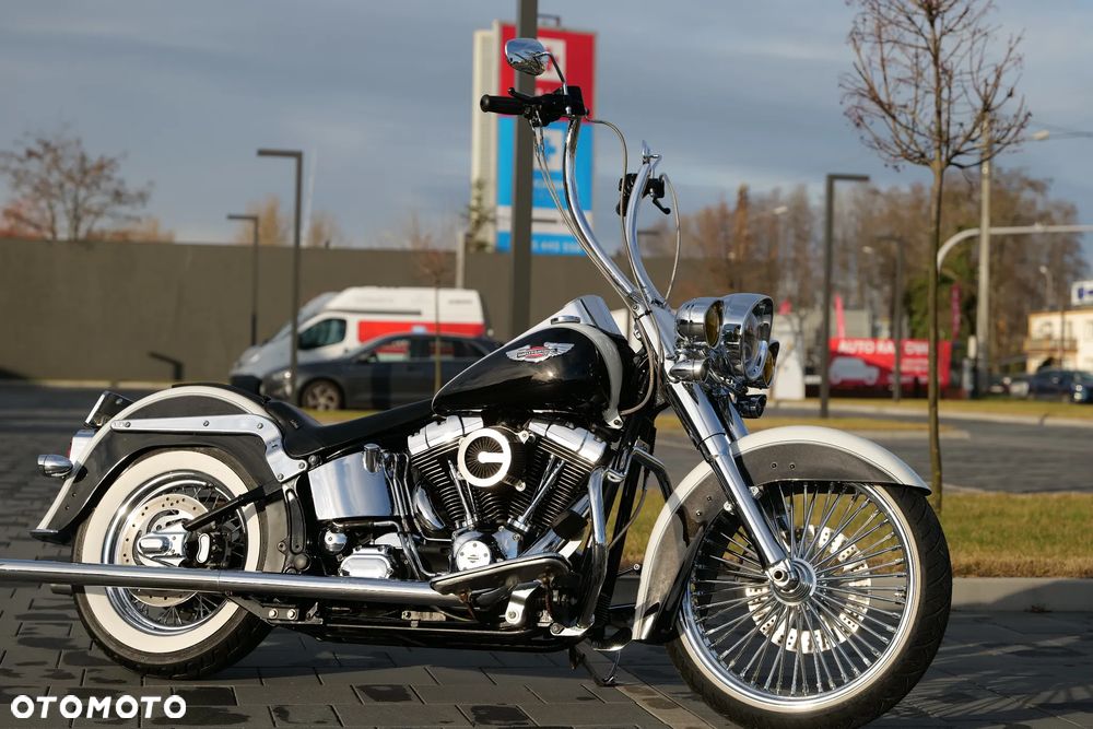 Harley-Davidson Softail Deluxe - 22